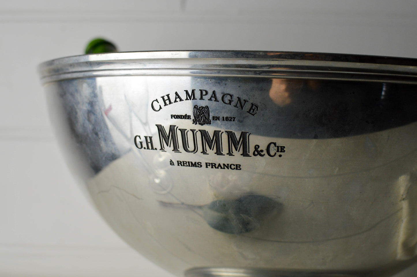 Large G.H. Mumm French Champagne Bath