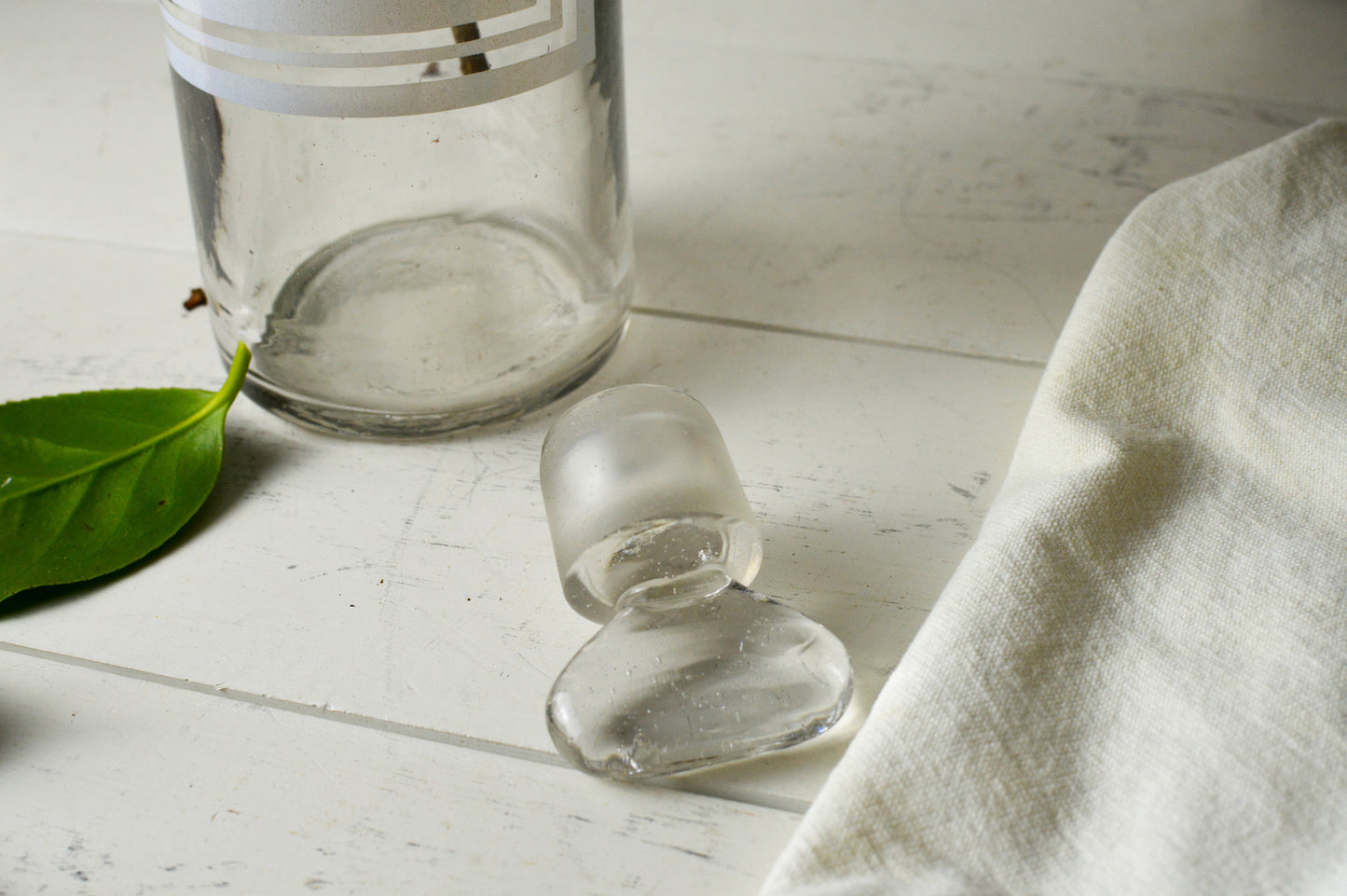 French Antique Glass Pharmacy Jar, Bottle, ‘Tartr Sod:Postas’, Vase